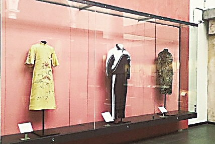 中国校服被伦敦博物馆永久收藏(图)